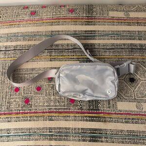Lululemon Everywhere Belt Bag